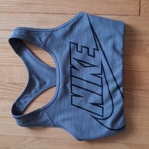 🐞2/$20🐞Grey Nike Sports Bra Size XS